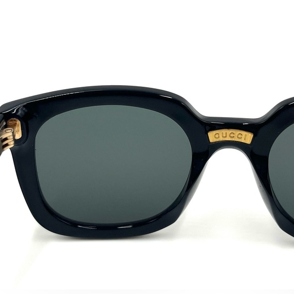 GUCCI Pre-owned Sunglasses Black Gold Frame Gray Lens - Picture 6 of 7
